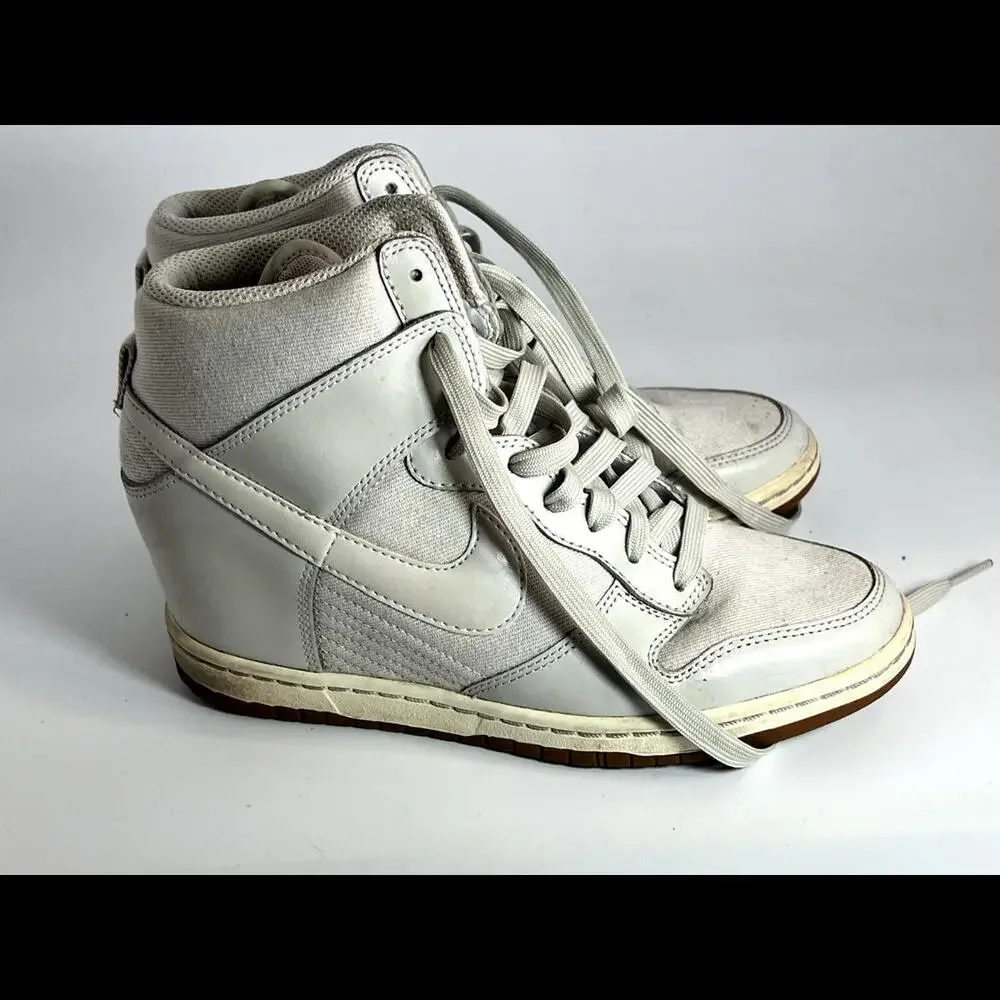 Nike Womens Dunk Sky Hi Essential 644877 White Basketball Shoes Sneakers Sz 7 - Picture 3 of 9